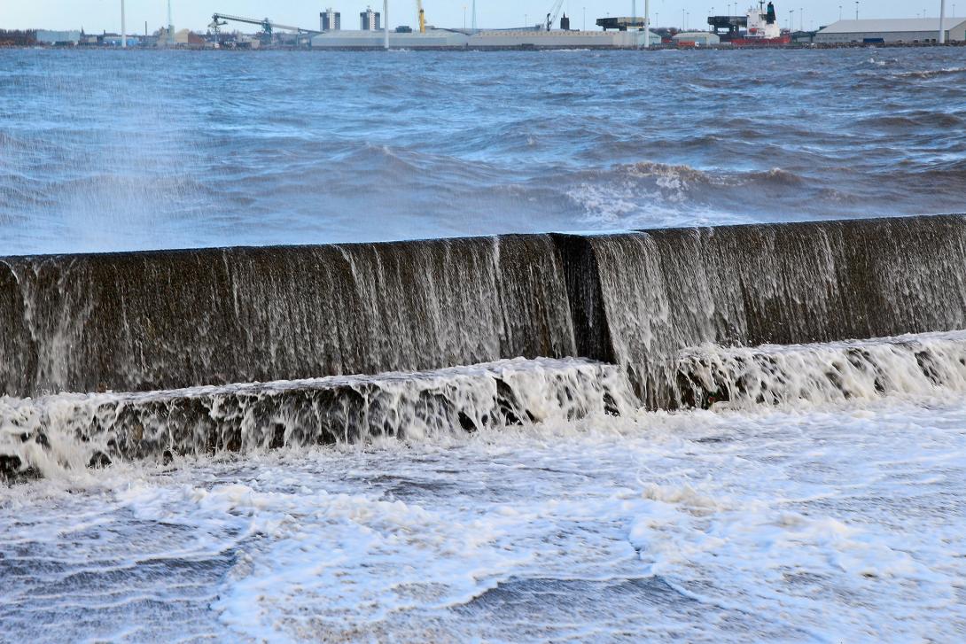 Why is understanding sea level change important?